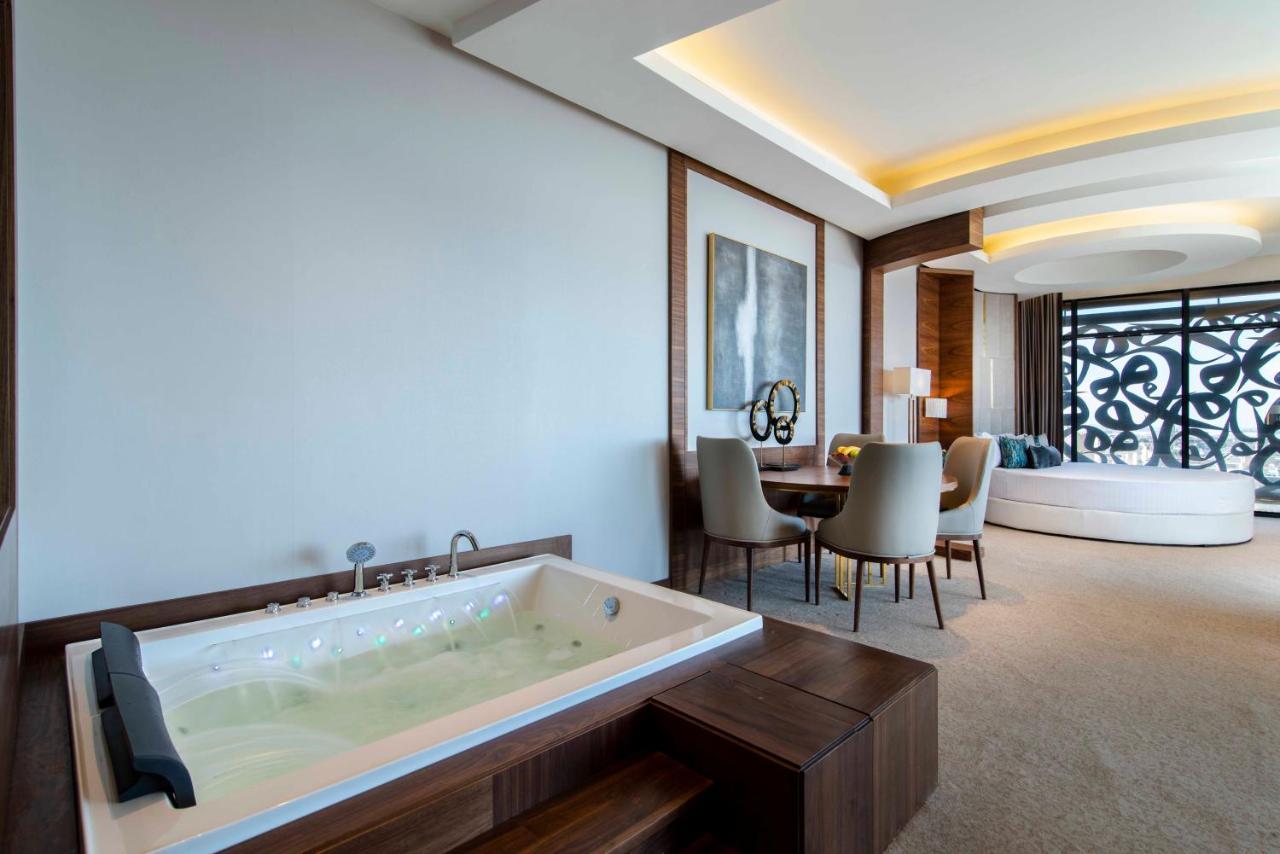 Waw Hotel Suites King Abdullah Road 利雅德 外观 照片