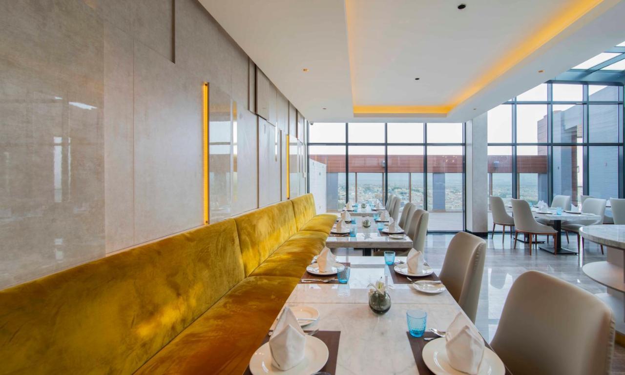 Waw Hotel Suites King Abdullah Road 利雅德 外观 照片