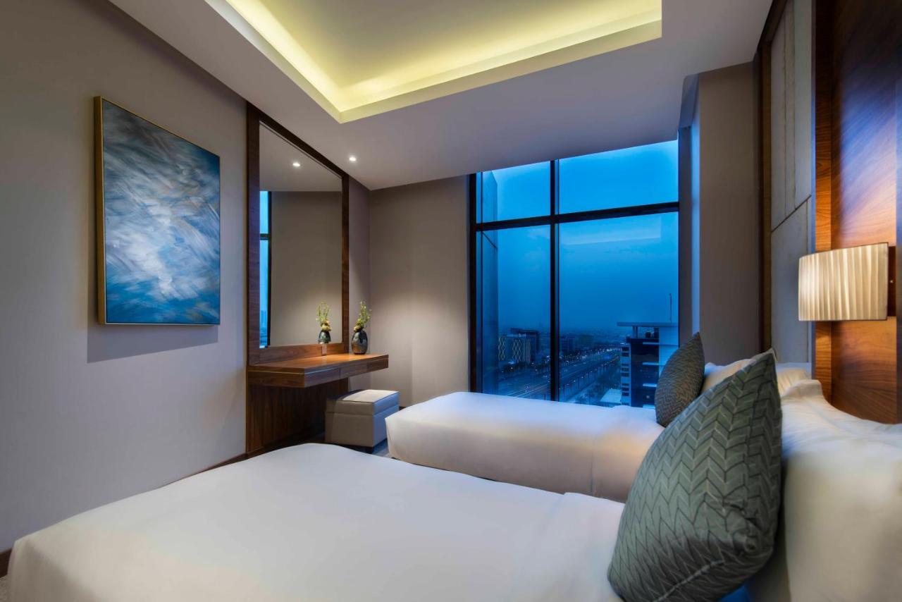 Waw Hotel Suites King Abdullah Road 利雅德 外观 照片